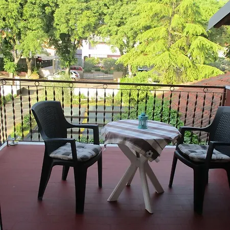 Apartman Eduard Simicev Appartement *